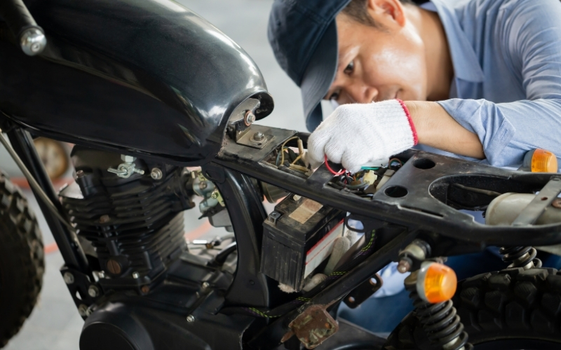 Đội ngũ kỹ thuật viên sửa xe máy chuyên nghiệp, tận tình