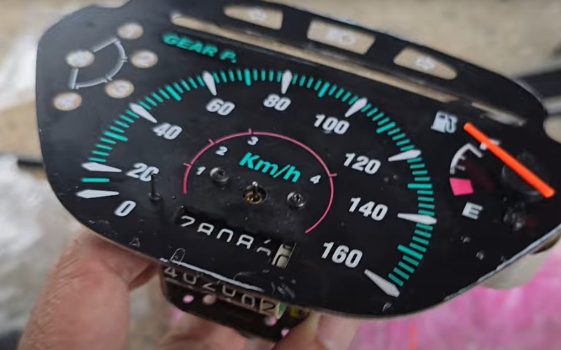 Sửa đồng hồ xe máy minh bạch