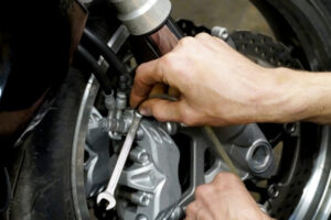 Sửa Xe Máy Nhanh Chóng Chính Xác và Minh Bạch Làng 168