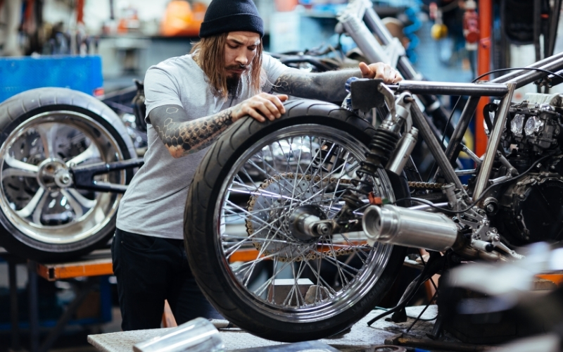 Vì Sao Nên Chọn Dịch Vụ Sửa Xe Lưu Động Tại Quận 12 Của Làng 168